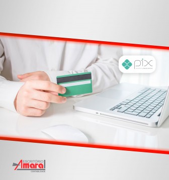 Pix e digitalização de pagamentos substituirão papel moeda, diz Banco Central