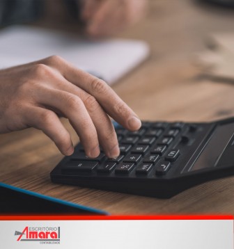 Quais as multas aplicadas por ausência de documentos fiscais no transporte de cargas?
